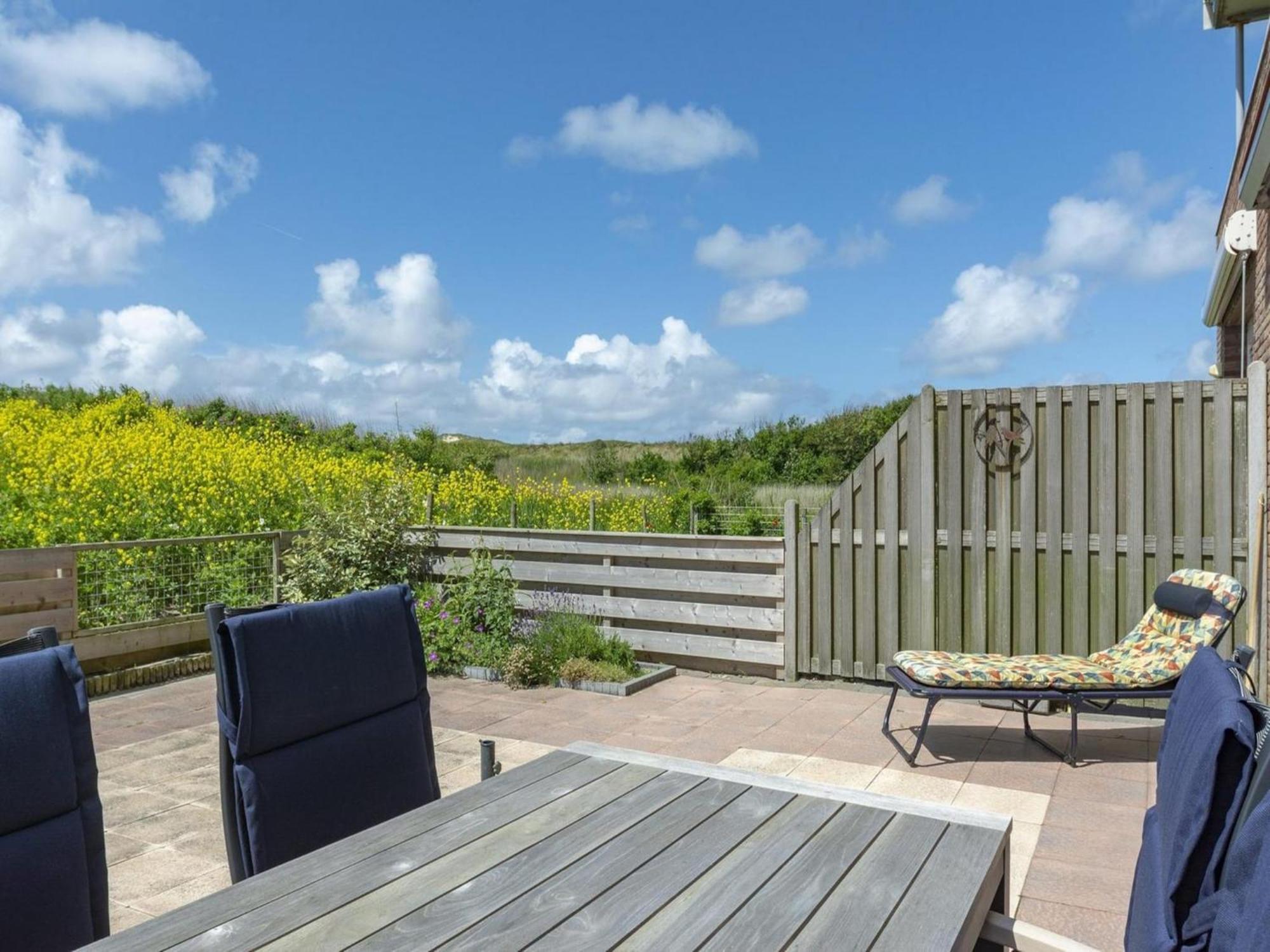 Alluring Coastal Apartment Callantsoog Extérieur photo